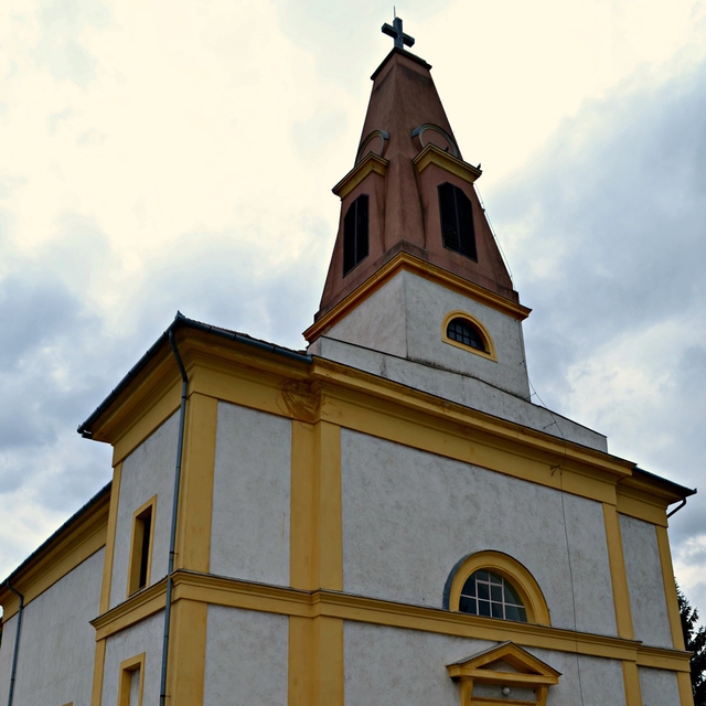 Szent Kozma s Damjn rmai katolikus templom - Bogyoszl